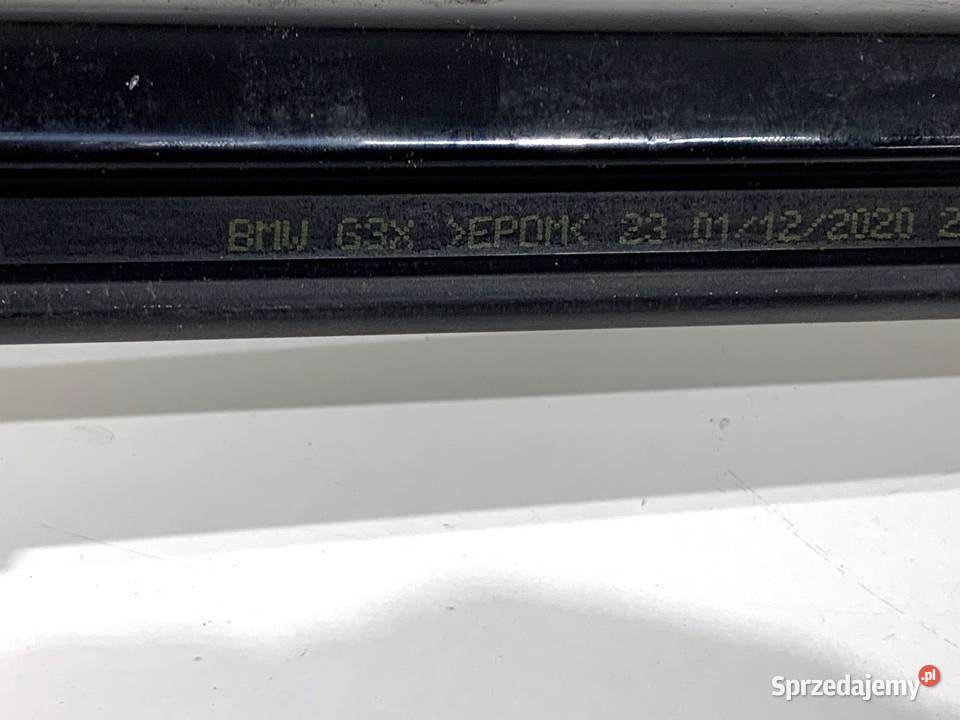 LISTWA ZGARNIAJĄCA PRZÓD PRAWY BMW G30