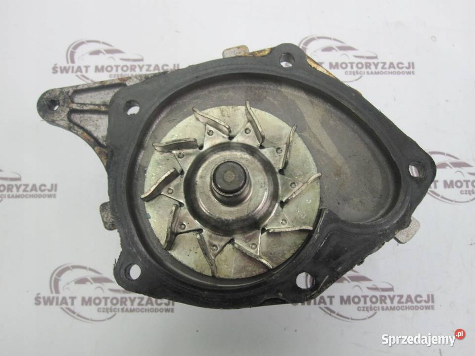 NISSAN NV200 15 DCI 10r pompa wody
