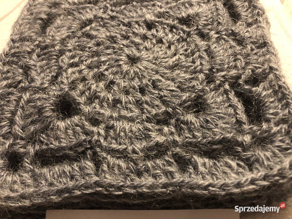 kwadraty Babuni na szydełku poduszki Zegrze