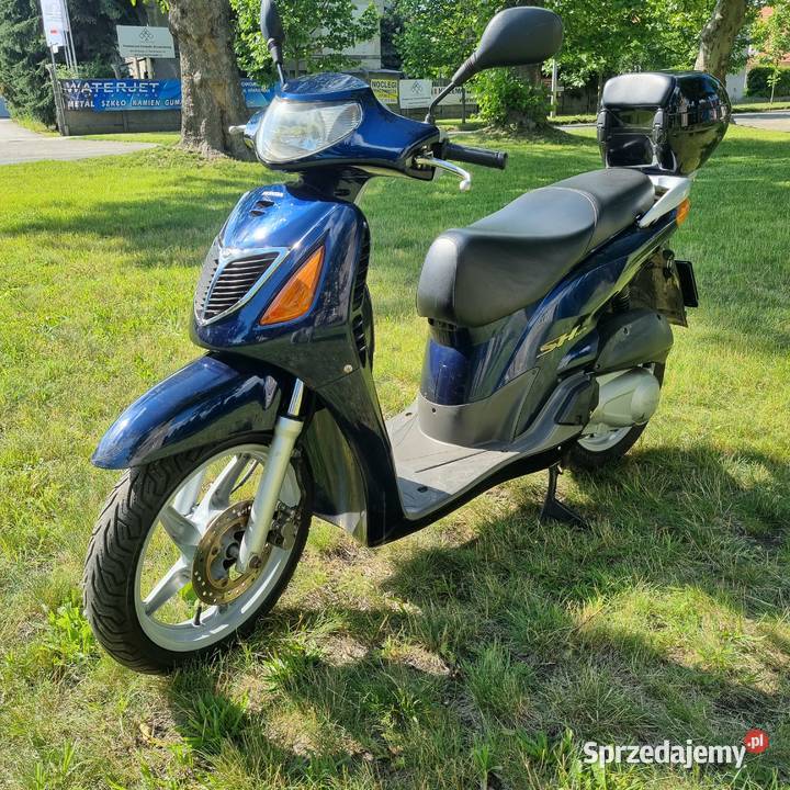 skuter motocykl honda sh125 skuter Brzeg