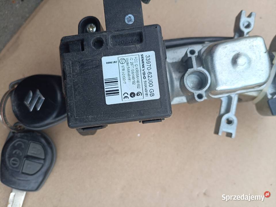 Suzuki SX4 stacyjka i dwa kluczyki 3397062j00