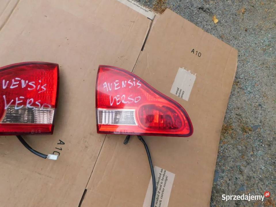 avensis verso lampa prawa WYSYŁKA