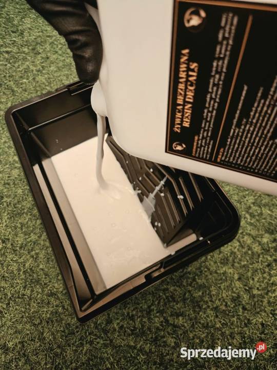 Żywica Bezbarwna Resin Decals 5L na nagrobki Bojano