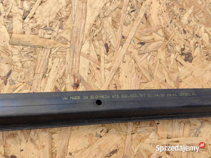 Volkswagen OE 3G0823707 uszczelka maski