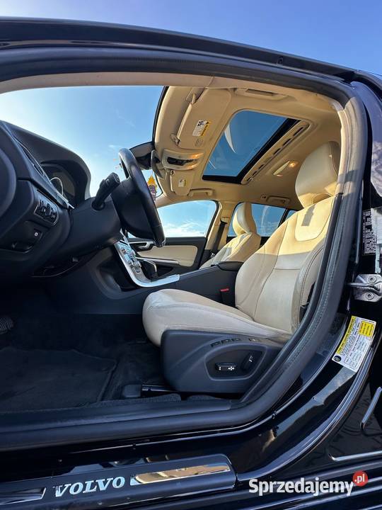 Volvo V60 CROSSCOUNTRY szyberdach Ostrołęka sprzedam