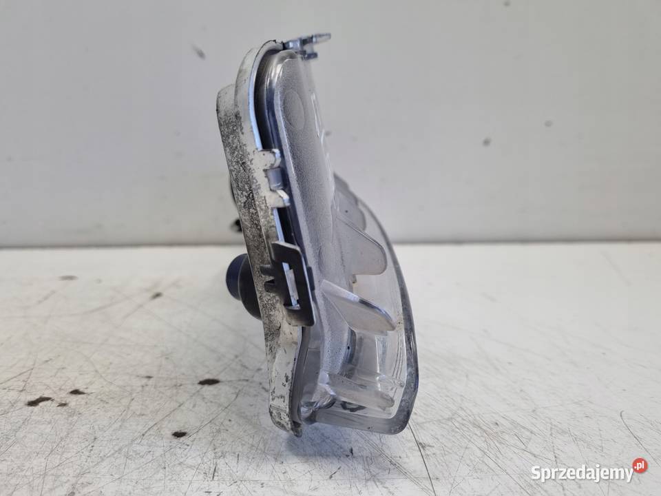 Volvo S60 II V60 LIFT PRZEDNI HALOGEN LEWY PRZÓD osobowe Światła do jazdy dziennej DRL lubelskie