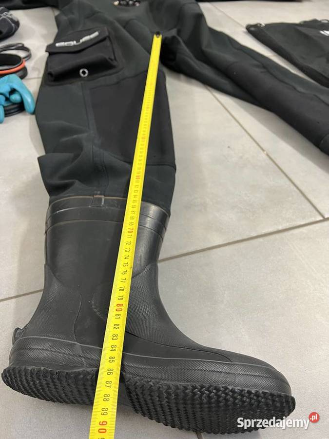 Suchy skafander EQUES rozmiar M Warszawa