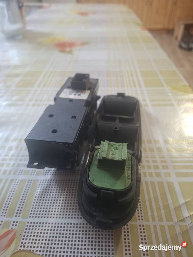 Przyciski szyb strkierowcySEAT LEON 1 nieuszkodzony Biłgoraj