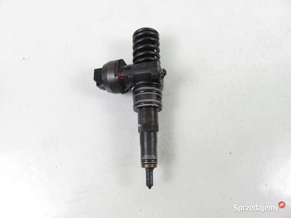 POMPOWTRYSKIWACZ VW TRANSPORTER T5 19 TDI osobowe