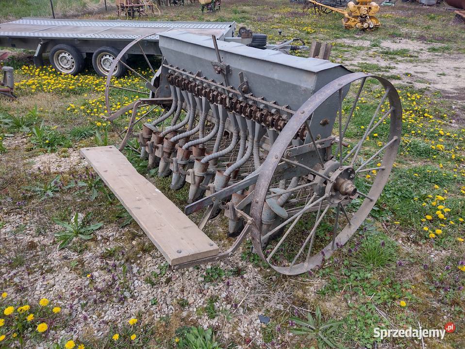 Siewnik zbożowy 15 lejkowy Spławy Pierwsze