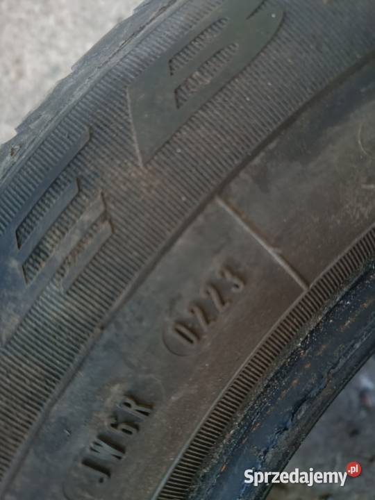 Komplet opon zimowych Dębica Nawigator 19565R15 Słomniki