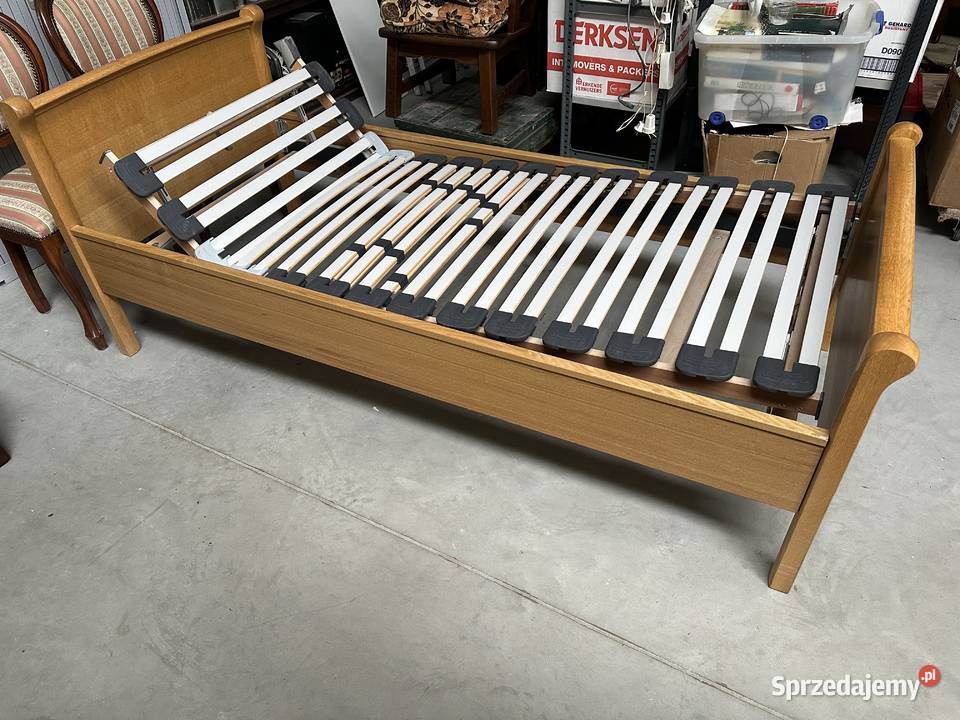 Ładne łóżko 90 ze stelażem unoszonym i materacem sprzedam