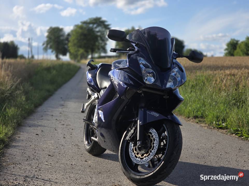 Piękna Honda Vfr 800 Vtec Abs z 2009r nieuszkodzony