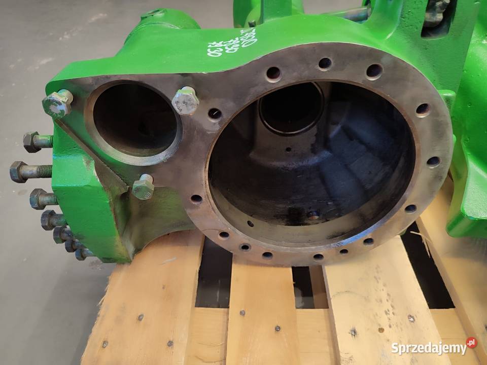 Obudowa mostu R197872 R197873 John Deere 7820 Wilkowo sprzedam