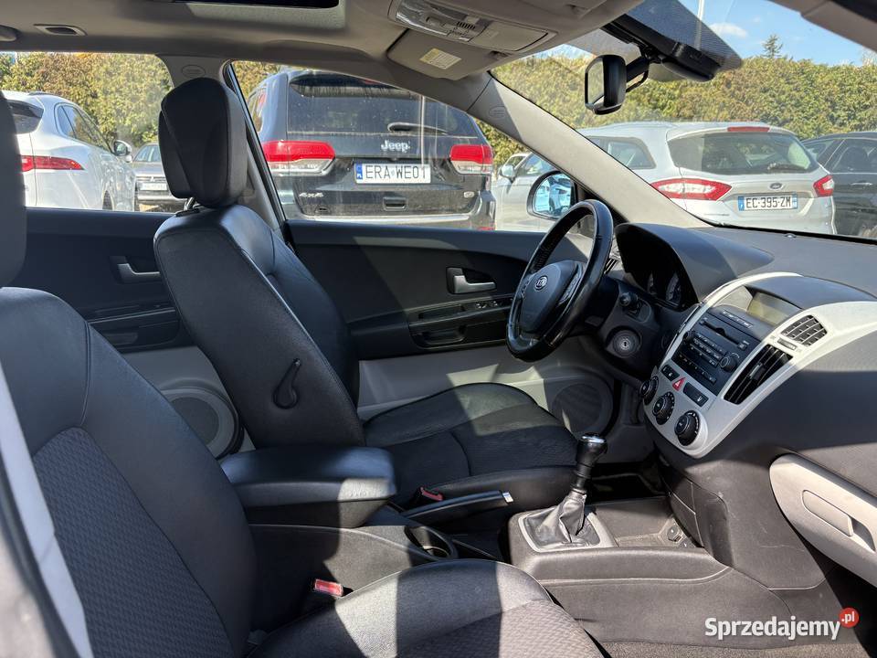 Kia Ceed wielofunkcyjna kierownica Paniówki