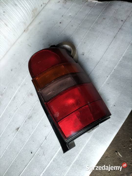 LAMPA PRAWY TYL ESPACE II 2 602510189