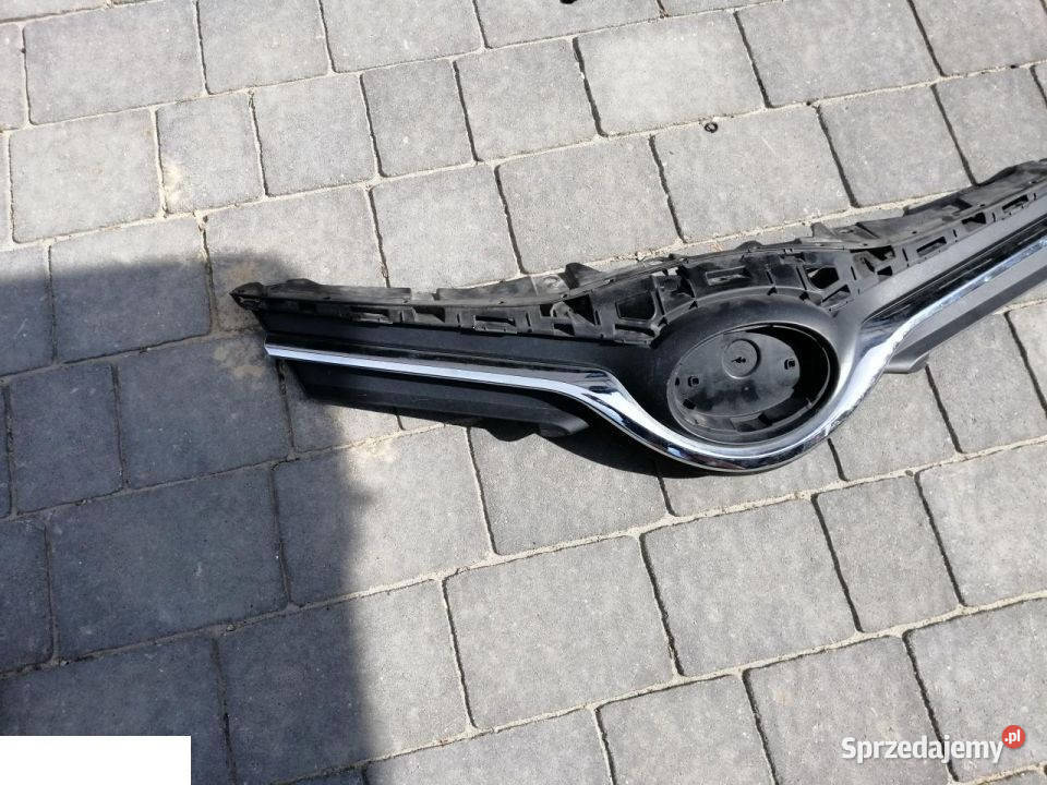 Toyota Yaris iii 2015 atrapa grill przód Kozubszczyzna sprzedam