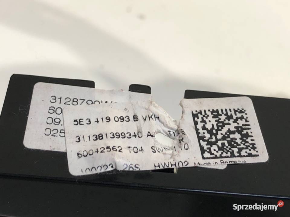 PRZEŁĄCZNIKI KIEROWNICY SKODA OCTAVIA IV osobowe sprzedam