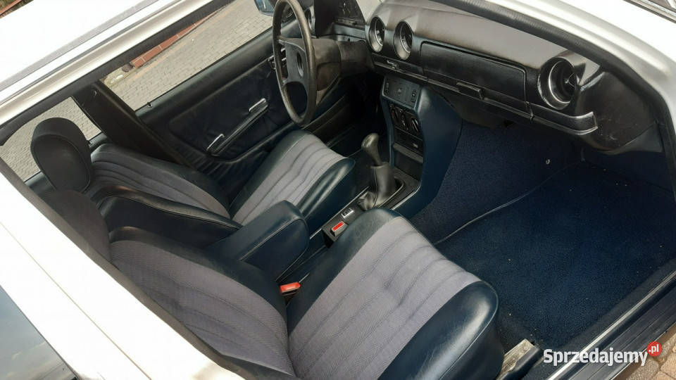 Mercedes W123 MercedesBenz 123 200 Bachowice
