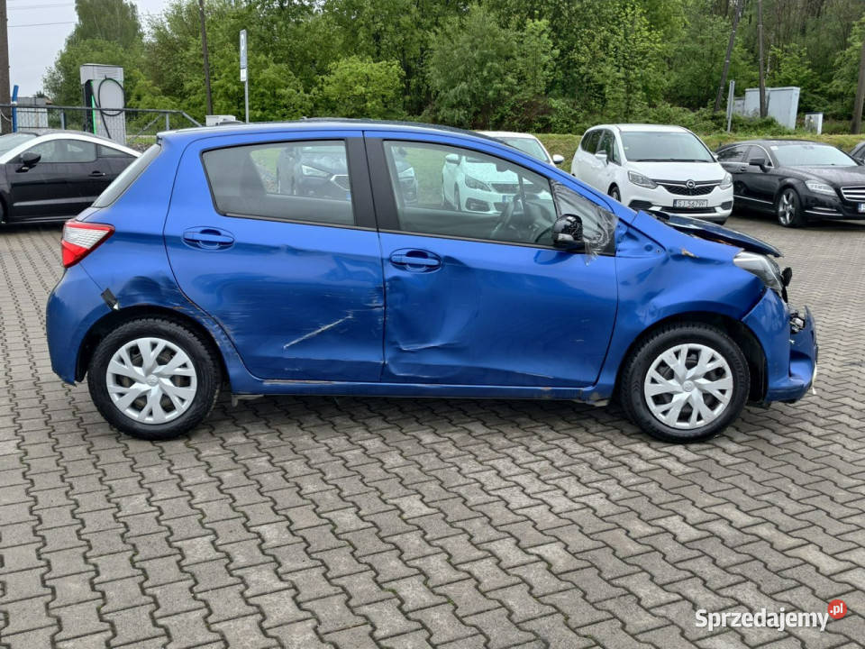 Toyota Yaris 10 benzyna 72 CIĘŻAROWY 2OSOBOWY 204848km Kęty
