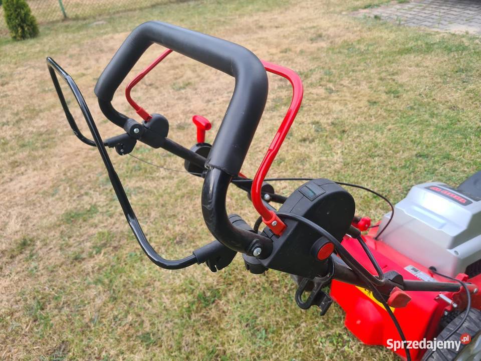 Kosiarka elektryczna HECHT z napędem prawie łódzkie