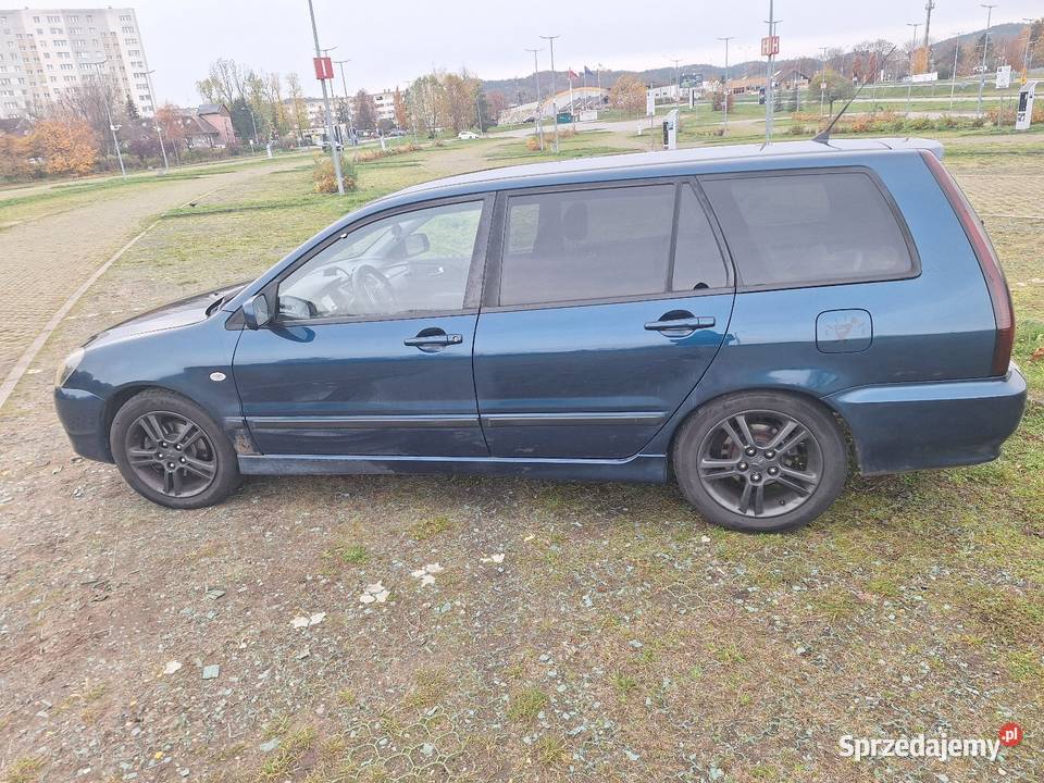 Mitsubishi Lancer Wagon 20 135 2003 gniazdo USB Sopot