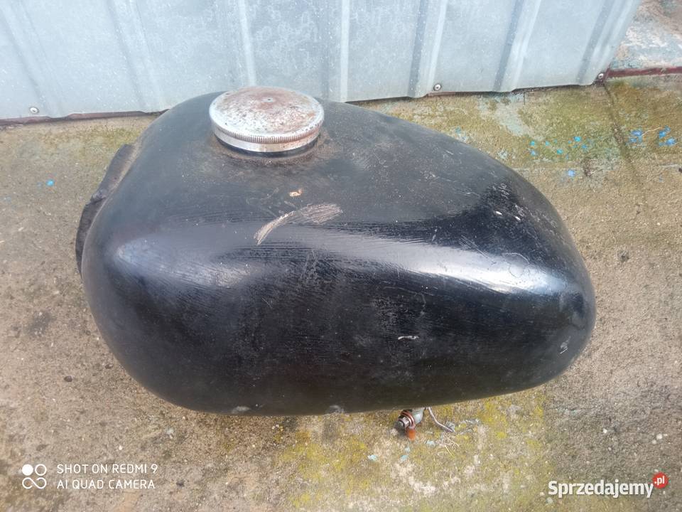 Bak zbiornik paliwa z korkiem z miarka oleju Części motocyklowe sprzedam