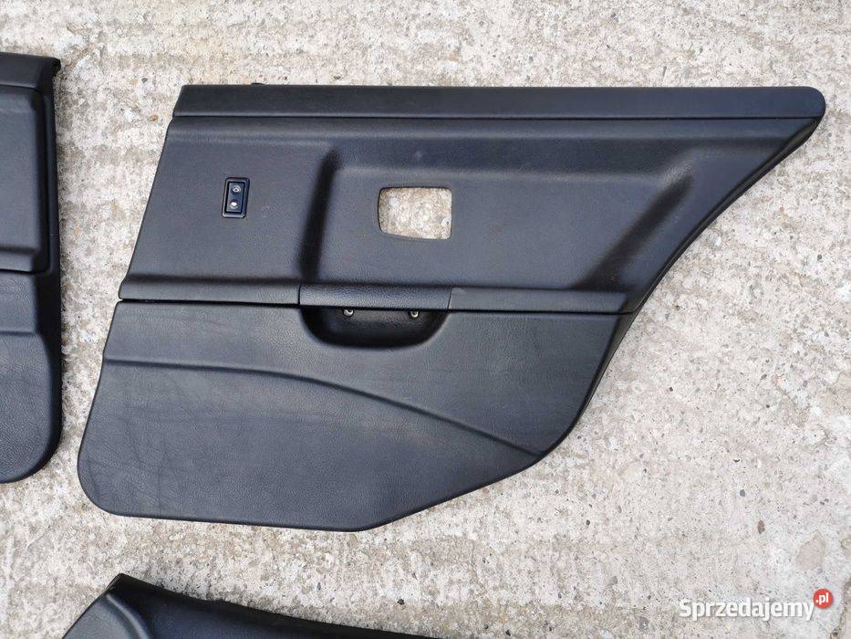 Boczki drzwi BMW E36 skóra hifi touring sedan
