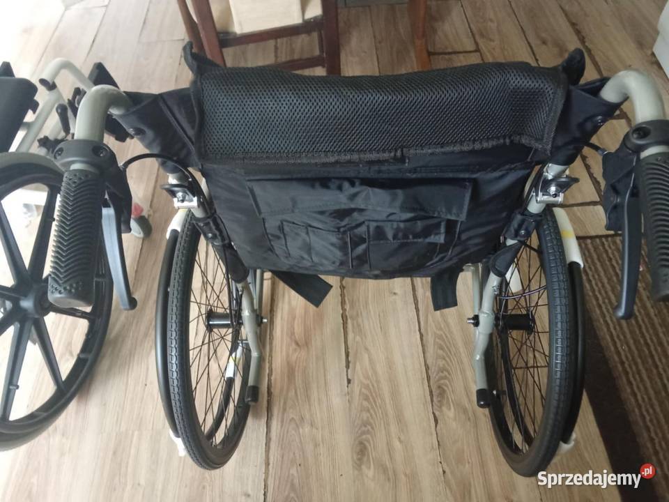 Wózek inwalidzki wózek inwalidzki do mycia z sprzedam