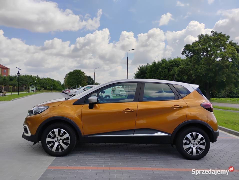 Captur 2017r Lift Salonowy 82000 12 Benzyna 118 tempomat małopolskie