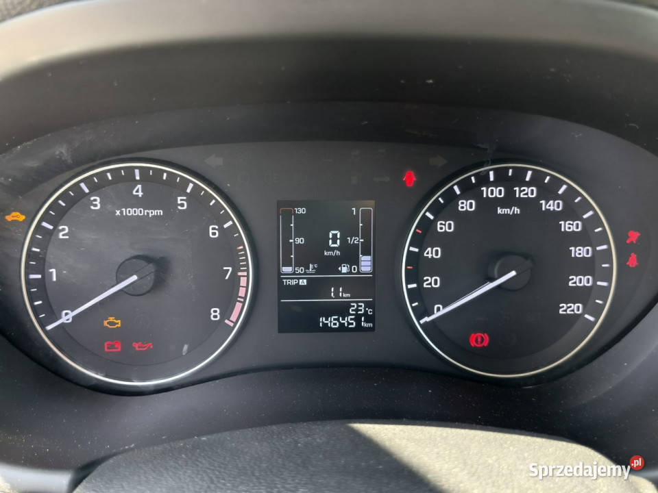 Hyundai i20 12 benzyna edition1 parktroniki i20 Kęty sprzedam