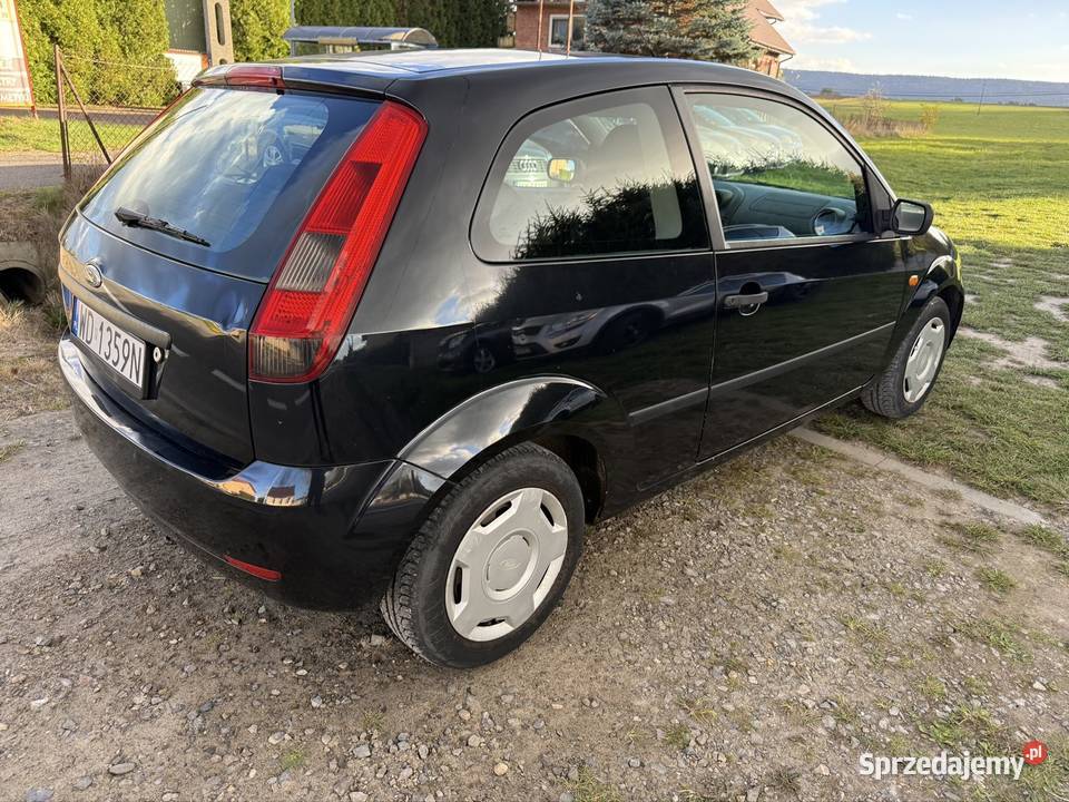 Ford fiesta 2005R 14 benzyna ładna bez rdzy Fiesta Ford świętokrzyskie