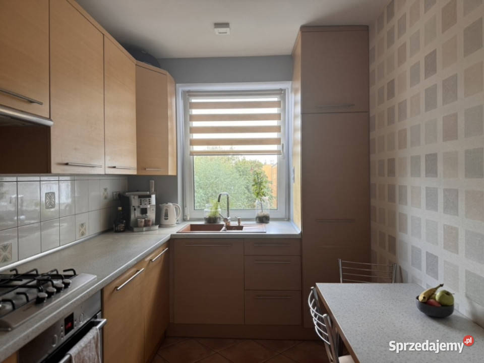 3 pokoje 69 m balkon i piwnica dwustronna Pruszków sprzedam