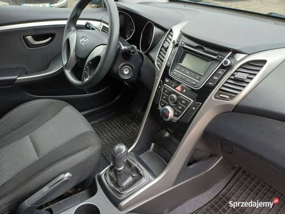 Hyundai i30 1 wł Serwis Bezwypadkowy LED 100KM Chrzanów