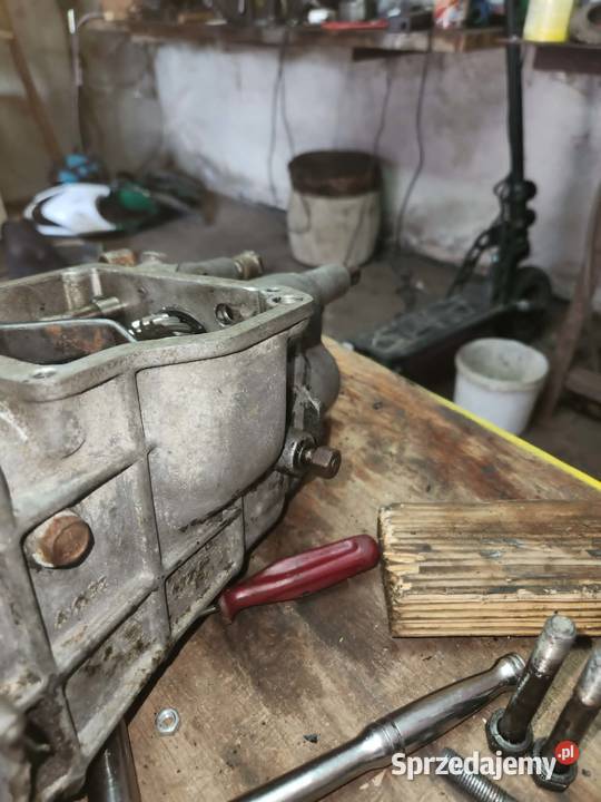 Skrzynia biegów fiat126p Pozostałe sprzedam