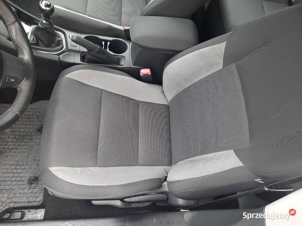 Toyota Auris 14 D4D 66 kW 90 2015 nieuszkodzony Łuszczów Drugi sprzedam