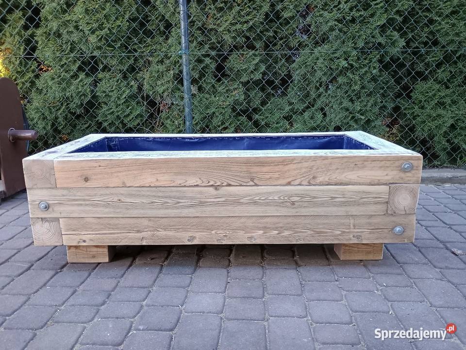 Donica tarasowa z litego drewna sosnowego Wągrowiec