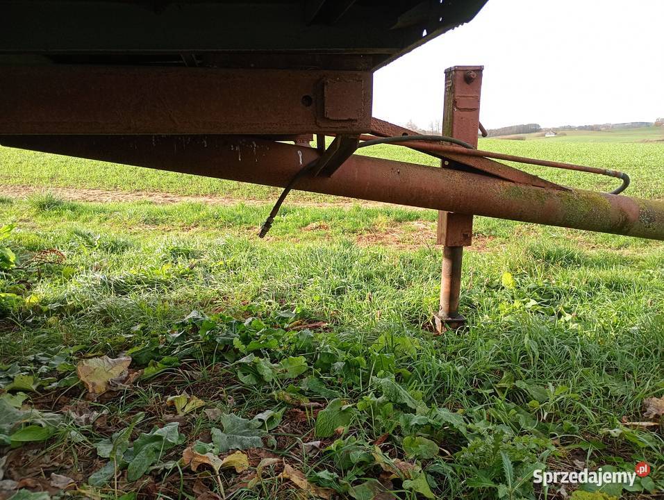 Przyczepa wywrotka jednoosiowa nieuszkodzony Sejny