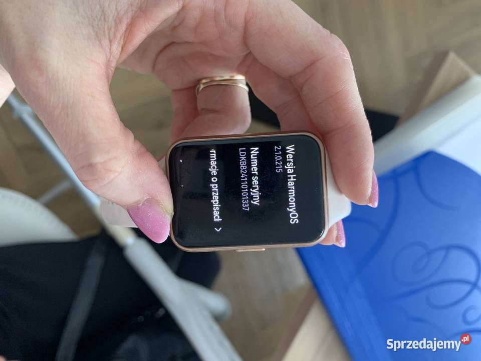 Syndyk sprzeda prawo własności do smartwatcha Elektronika Gronowo