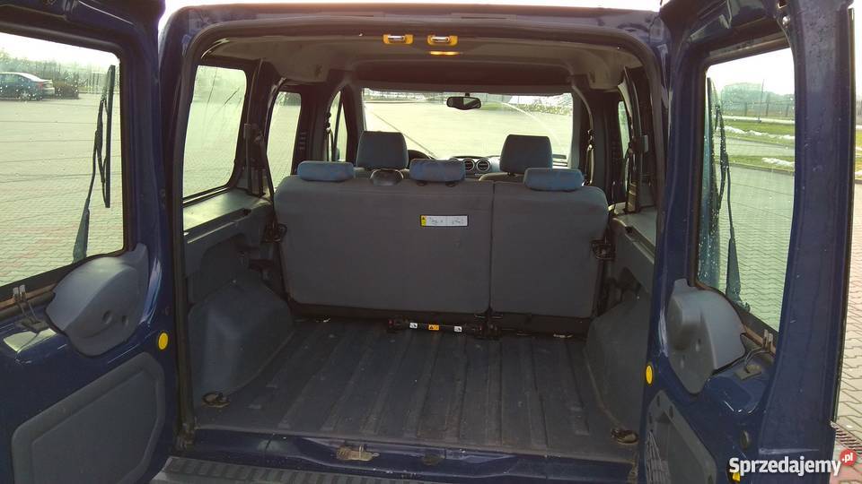 Ford Turneo Transit Connect osobowy 18 TDCi 2010 ABS Strawczynek