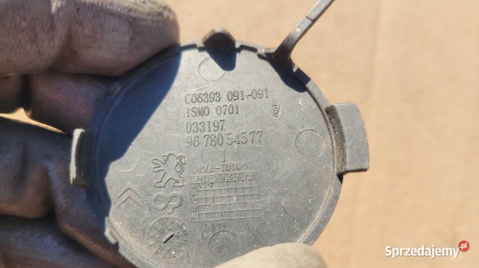 PEUGEOT 2008 I ZAŚLEPKA HAKA ZDERZAKA TYŁ Ruda Śląska sprzedam