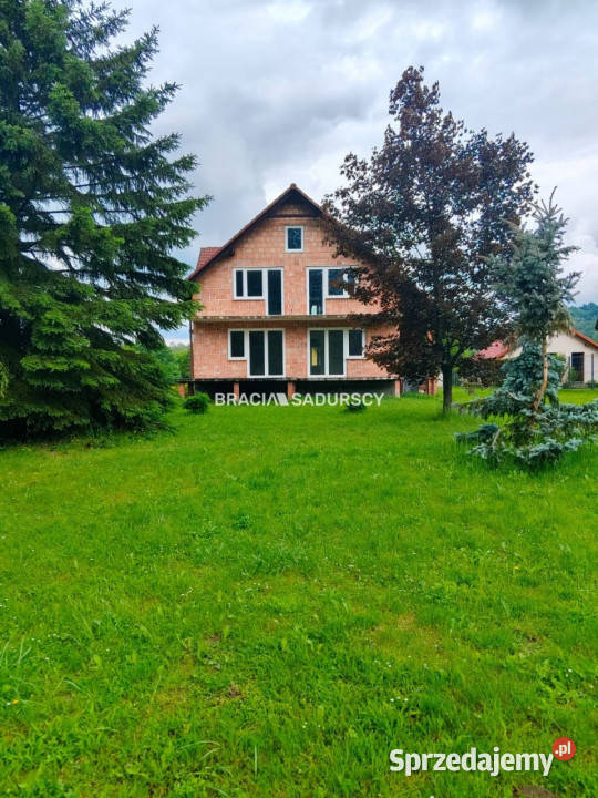 Dom wolnostojący do sprzedania 1972m2 Sobolów