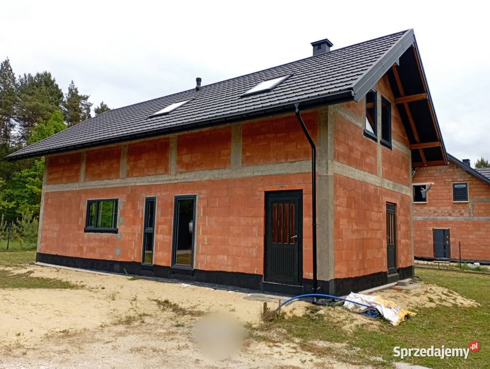 Dom w Las Winiarski koło BuskaZdroju Busko-Zdrój