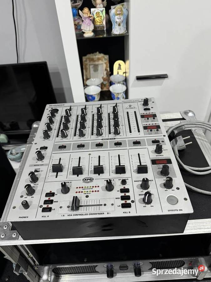 Sprzedam kompletny zestaw DJ 2 kolumny 800W 2 Piączyn sprzedam