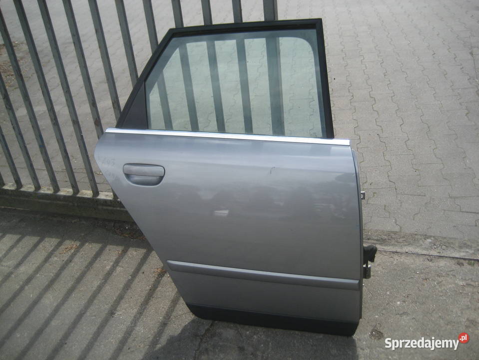 audi a4 b6 kombi małysz 0104r drzwi tył prawe Drzwi Rakoniewice