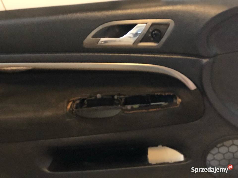 sprzedam komplet foteli I boczków skoda super b Fotele i kanapy
