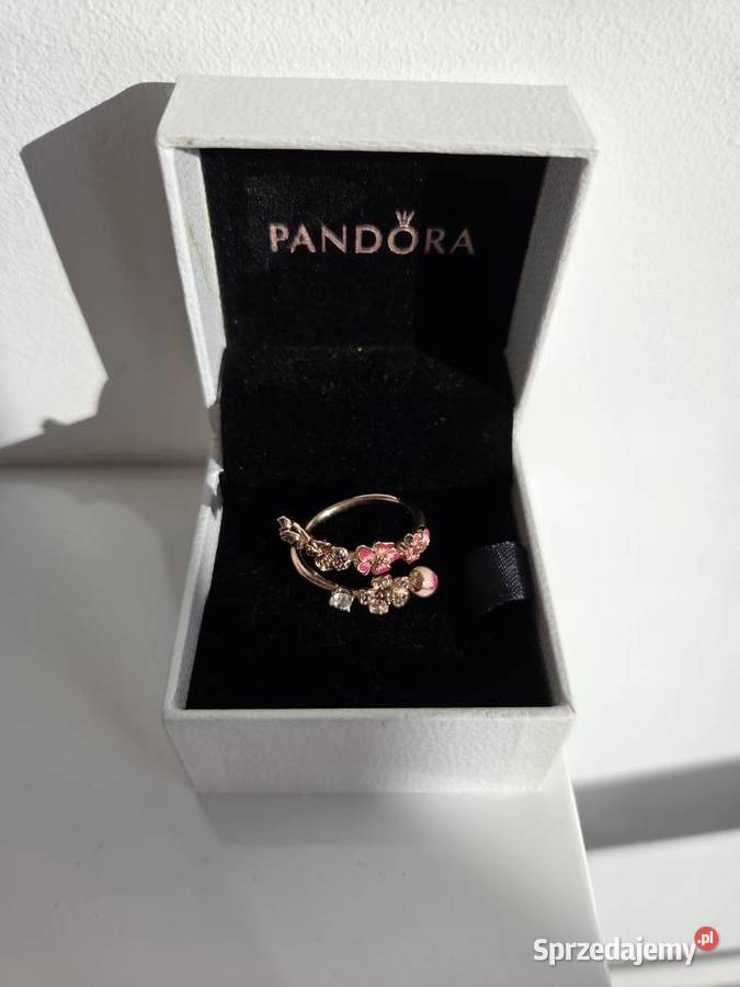 Pierścionek Pandora różowe złoto kwiaty podwójny Pierścionki sprzedam
