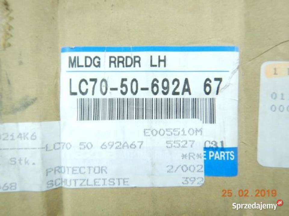 LISTWA DRZWI LEWA MAZDA MPV 0203