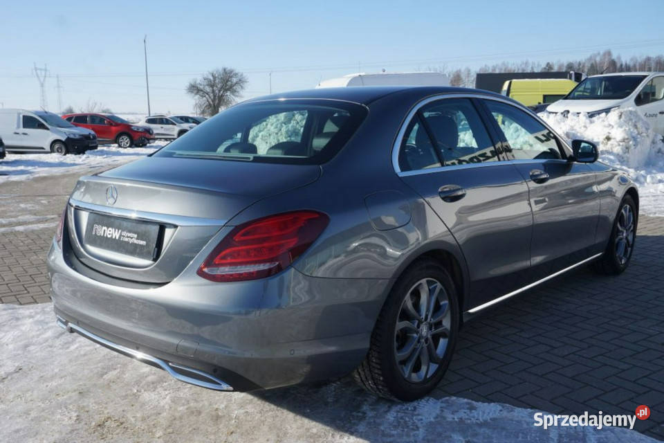 Mercedes C 180 156 7GTronic W205 20142021 Rok produkcji 2017