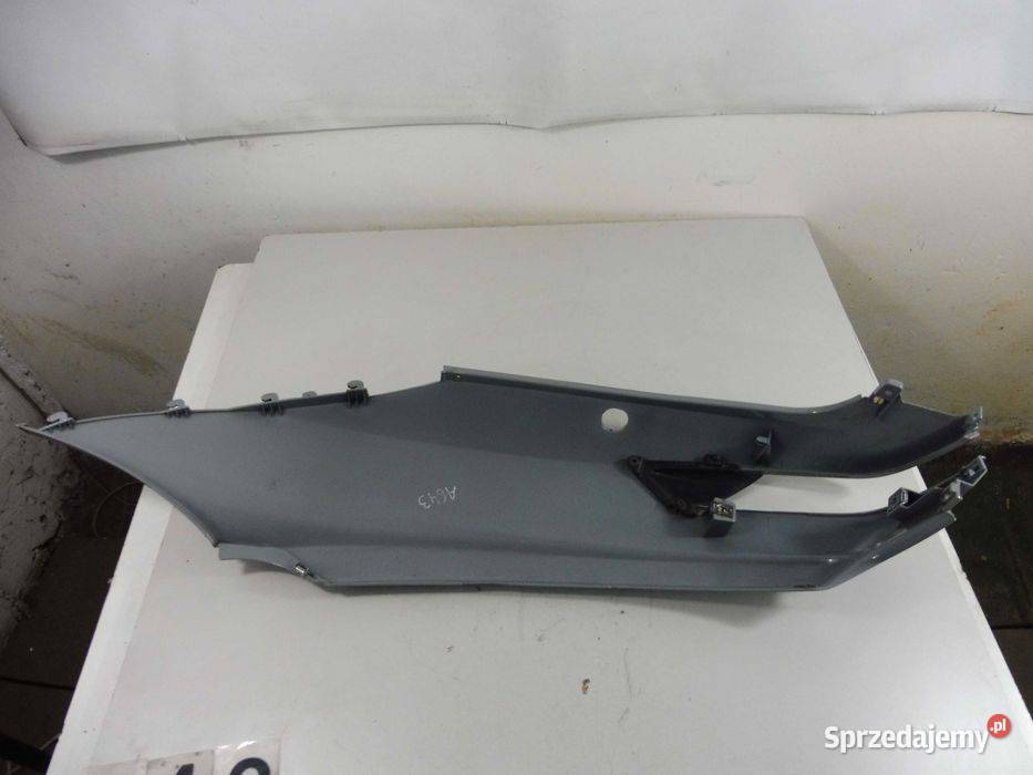 Piaggio MP3 500 prawa owiewka ogon 1420r A643 Poznań